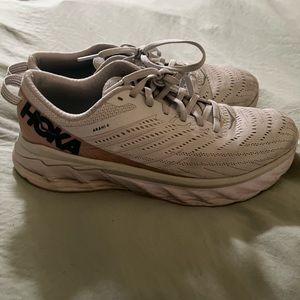 Womens Hoka Arahi 4